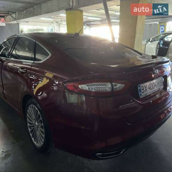 Седан Ford Fusion 2015 в Львове