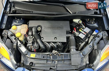 Хэтчбек Ford Fusion 2007 в 