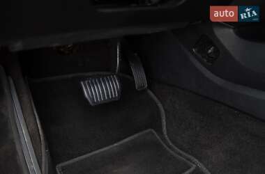 Седан Ford Fusion 2018 в 