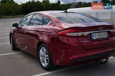 Седан Ford Fusion 2018 в 