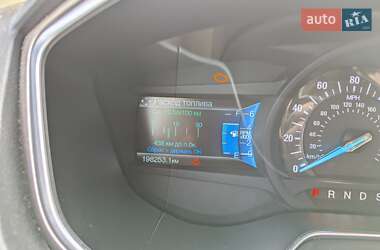 Седан Ford Fusion 2015 в 