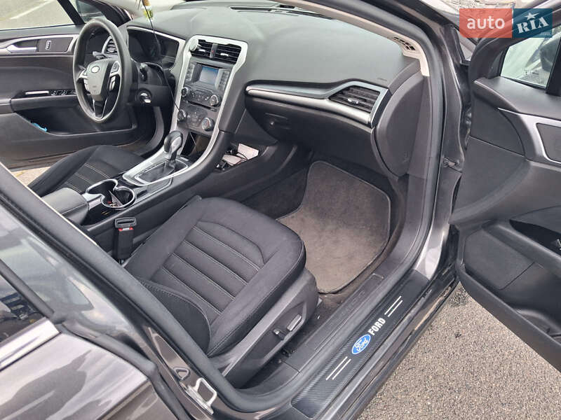 Седан Ford Fusion 2014 в Киеве