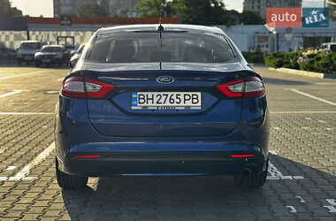 Седан Ford Fusion 2014 в 