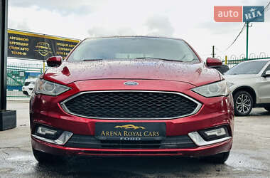 Седан Ford Fusion 2017 в 