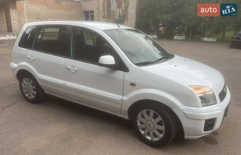 Хэтчбек Ford Fusion 2011 в Нежине