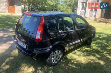 Хэтчбек Ford Fusion 2007 в 
