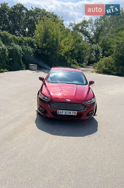 Седан Ford Fusion 2014 в 