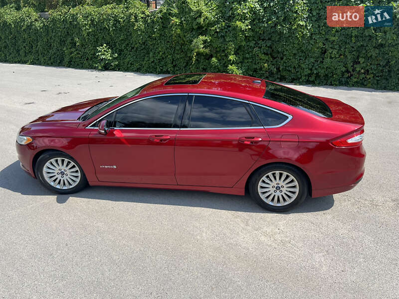 Седан Ford Fusion 2014 в Дніпрі