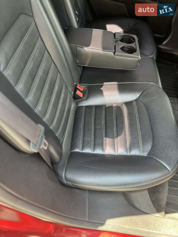 Седан Ford Fusion 2014 в Дніпрі