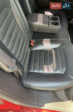 Седан Ford Fusion 2014 в 