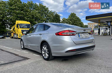 Седан Ford Fusion 2017 в 