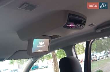 Хэтчбек Ford Fusion 2004 в 