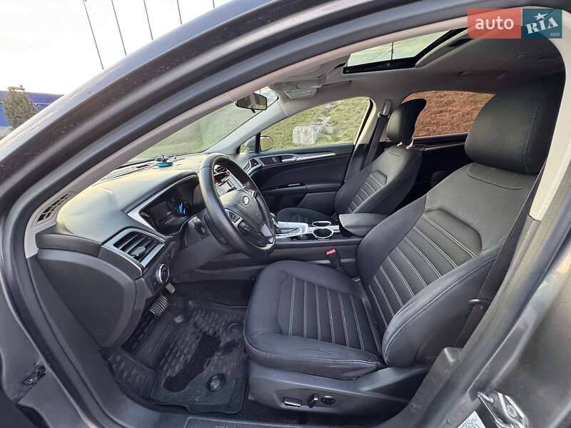 Седан Ford Fusion 2013 в Вінниці