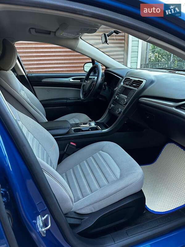 Седан Ford Fusion 2018 в Одессе