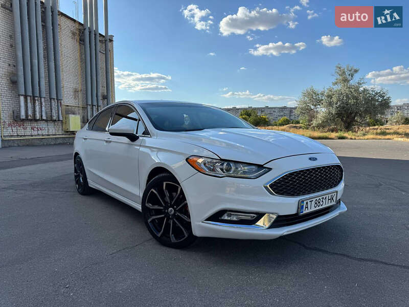 Седан Ford Fusion 2017 в Херсоне