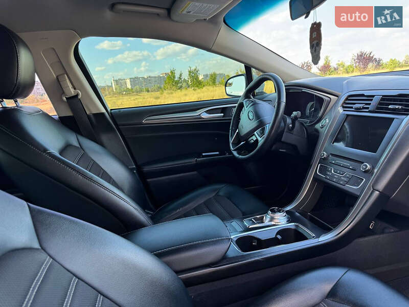 Седан Ford Fusion 2017 в Херсоне