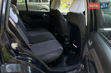 Хэтчбек Ford Fusion 2008 в 