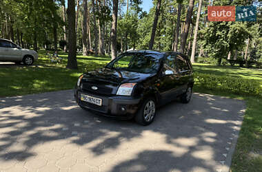 Хэтчбек Ford Fusion 2008 в 