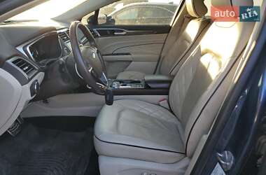 Седан Ford Fusion 2018 в 