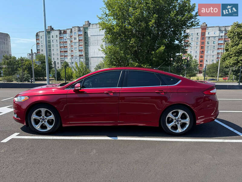 Седан Ford Fusion 2014 в Чернігові