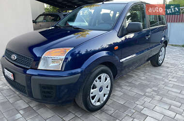 Хэтчбек Ford Fusion 2010 в 