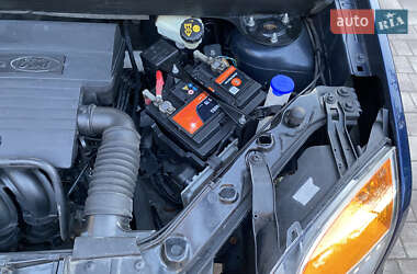 Хэтчбек Ford Fusion 2010 в 