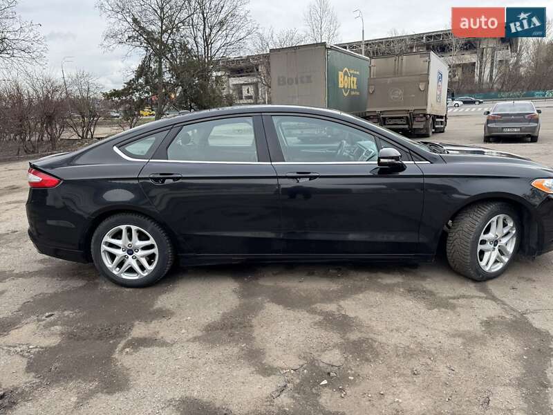 Седан Ford Fusion 2016 в Киеве