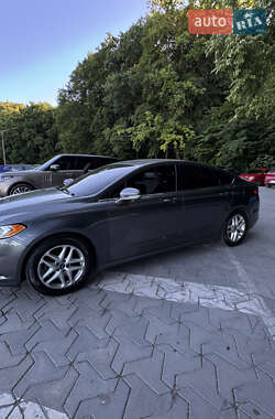 Седан Ford Fusion 2013 в Тернополе