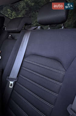 Седан Ford Fusion 2013 в 