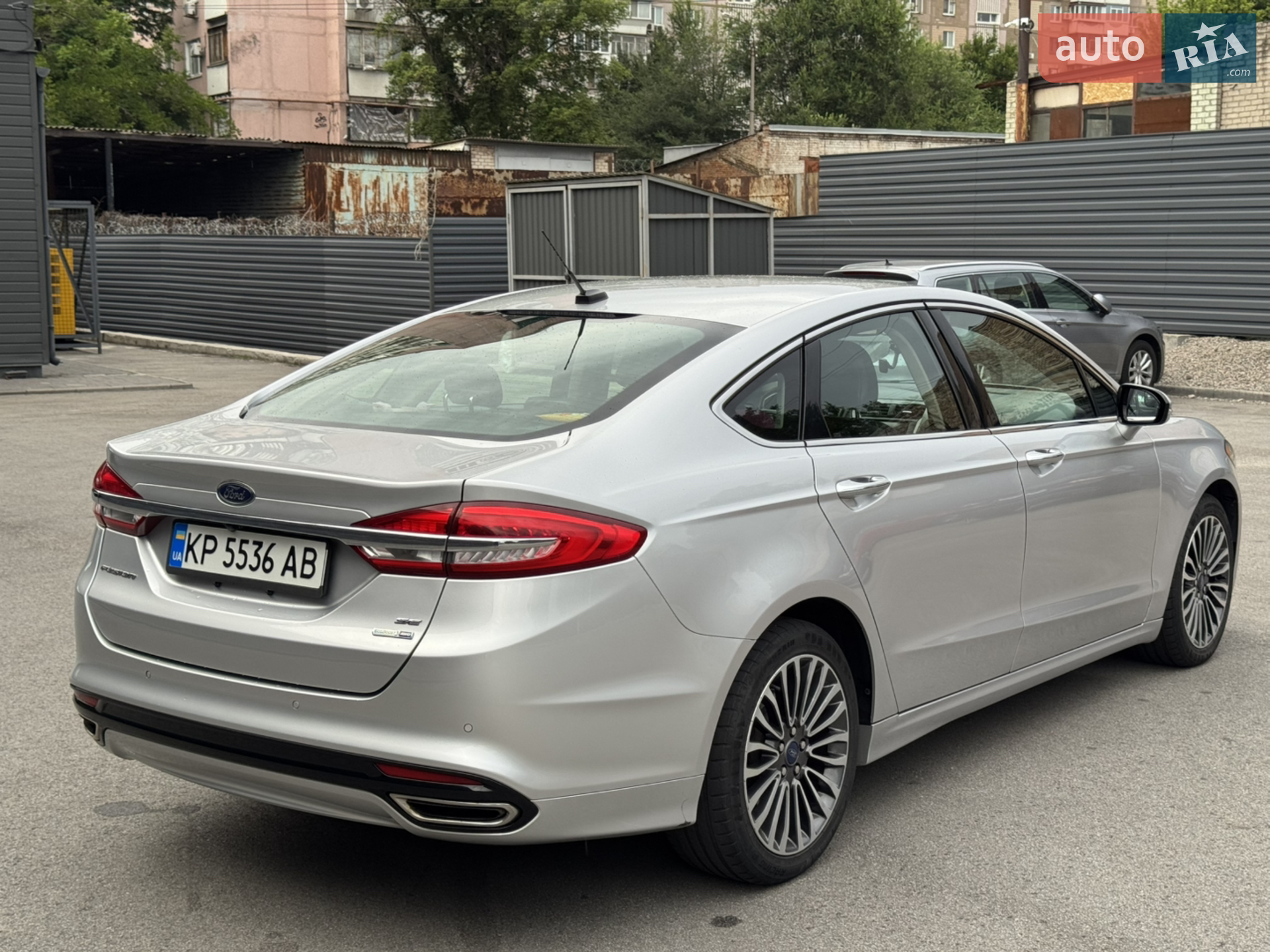 2016 Ford Fusion - мініатюра 5