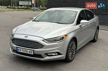 Седан Ford Fusion 2016 в 