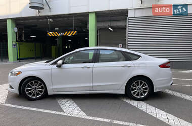 Седан Ford Fusion 2014 в 