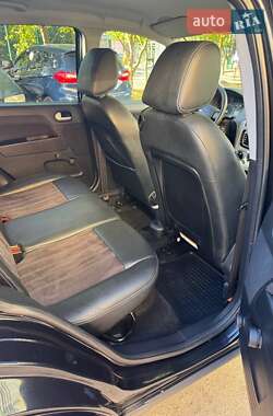 Хэтчбек Ford Fusion 2009 в 