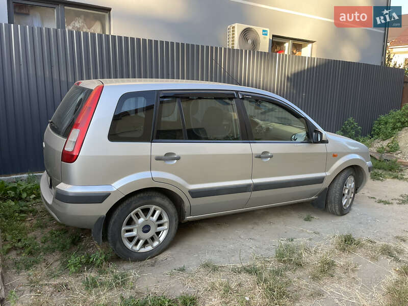 Хетчбек Ford Fusion 2007 в Береговому