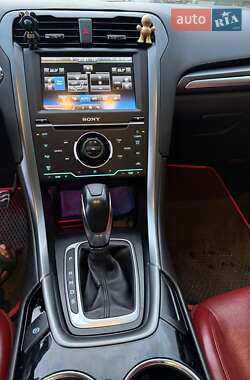 Седан Ford Fusion 2014 в 