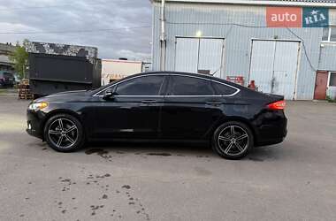 Седан Ford Fusion 2014 в 