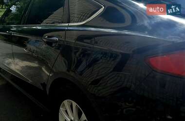 Седан Ford Fusion 2014 в 