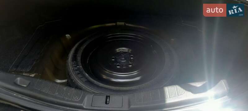 Седан Ford Fusion 2014 в Києві