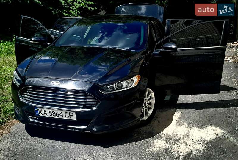Седан Ford Fusion 2014 в Києві