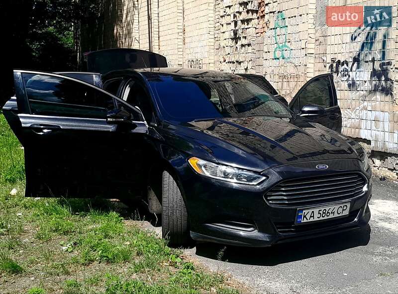 Седан Ford Fusion 2014 в Києві