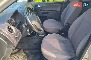 Хэтчбек Ford Fusion 2007 в 