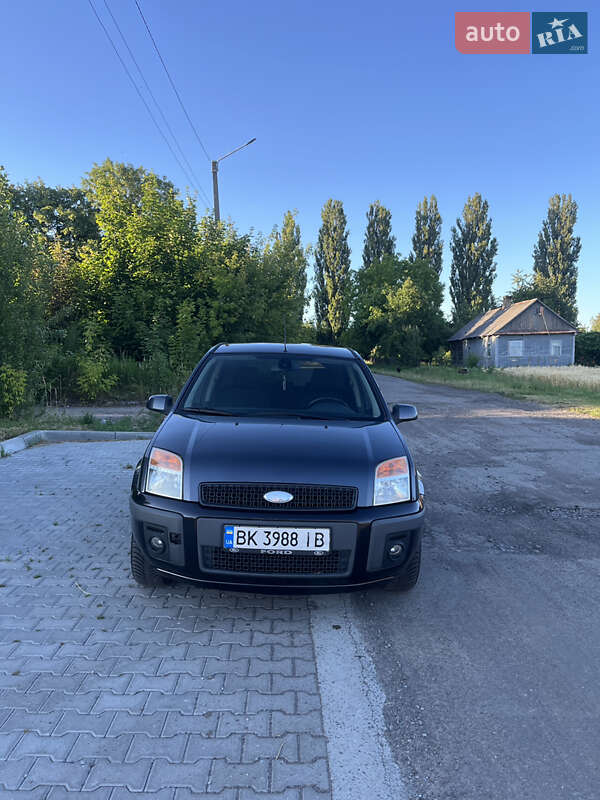 Хэтчбек Ford Fusion 2007 в Ровно