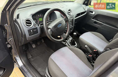 Хэтчбек Ford Fusion 2006 в 
