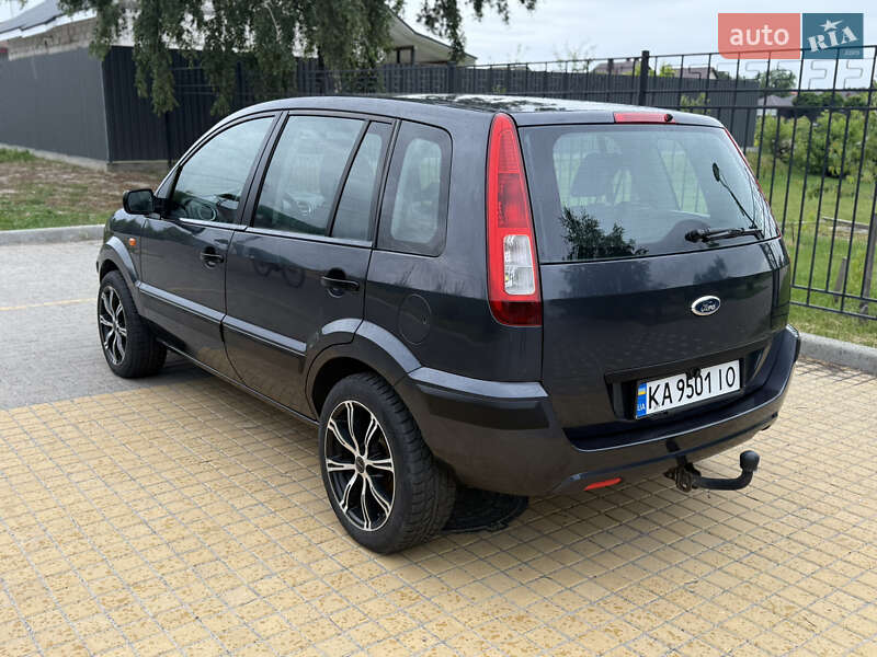 Хэтчбек Ford Fusion 2006 в Киеве