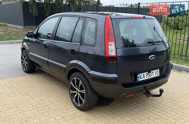 Хэтчбек Ford Fusion 2006 в 