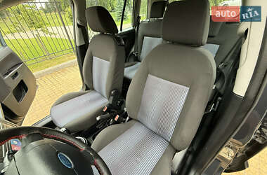Хэтчбек Ford Fusion 2006 в 