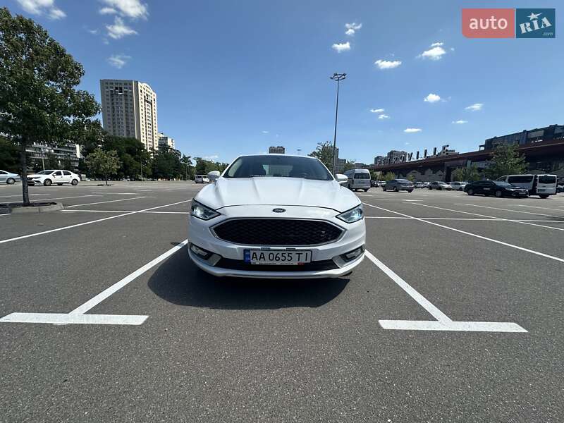 Седан Ford Fusion 2016 в Киеве