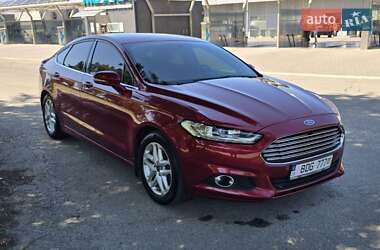 Седан Ford Fusion 2016 в Запоріжжі