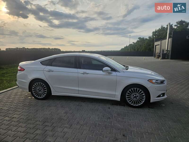 Седан Ford Fusion 2013 в Кагарлыке