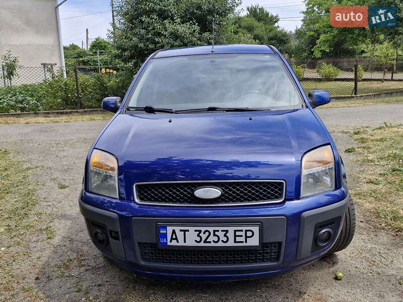 Хэтчбек Ford Fusion 2007 в Косове